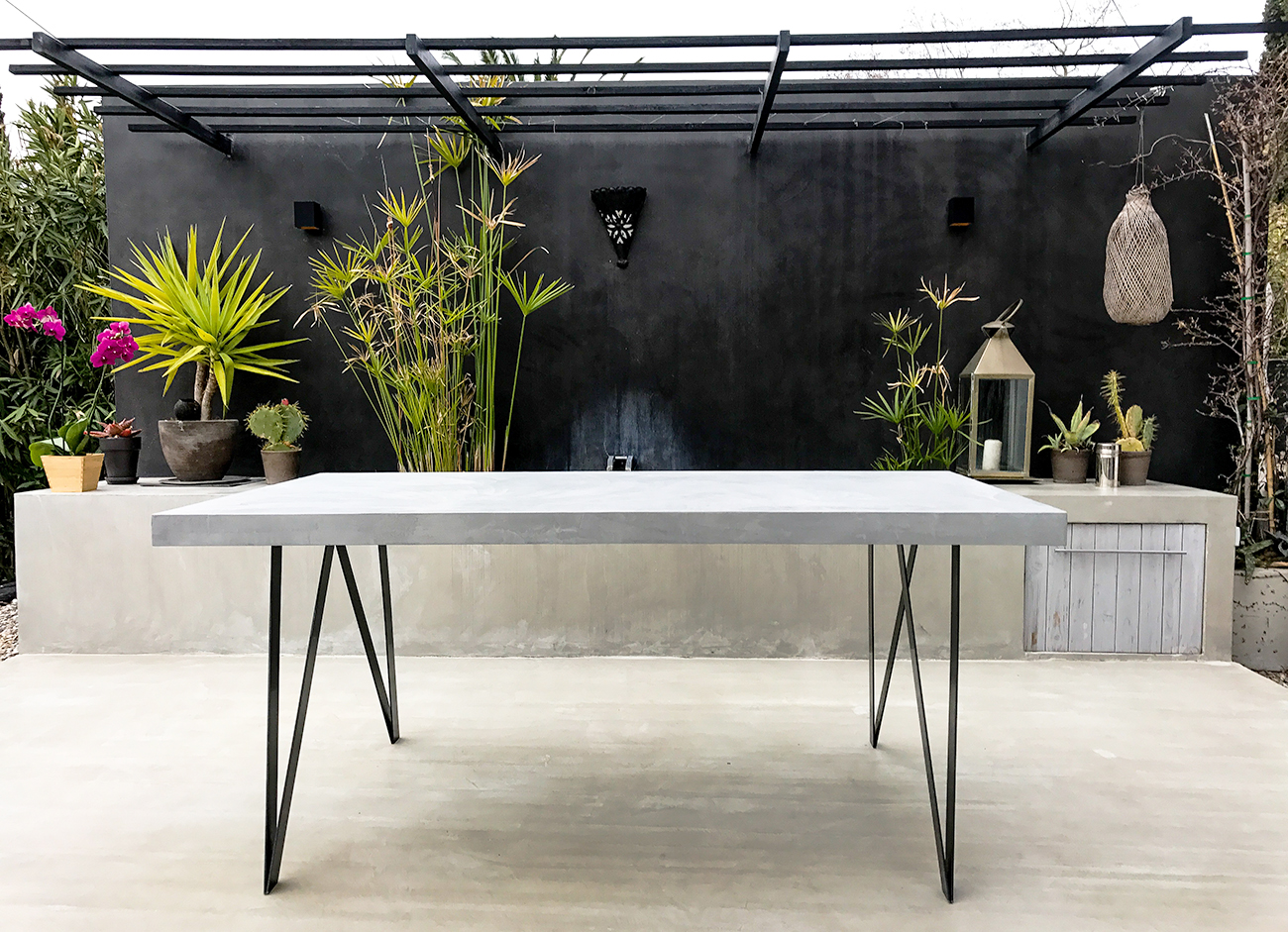 TABLE BETON CIRE PIEDS CAVALIER PLACE DECO (17) http://www.place-deco.com/