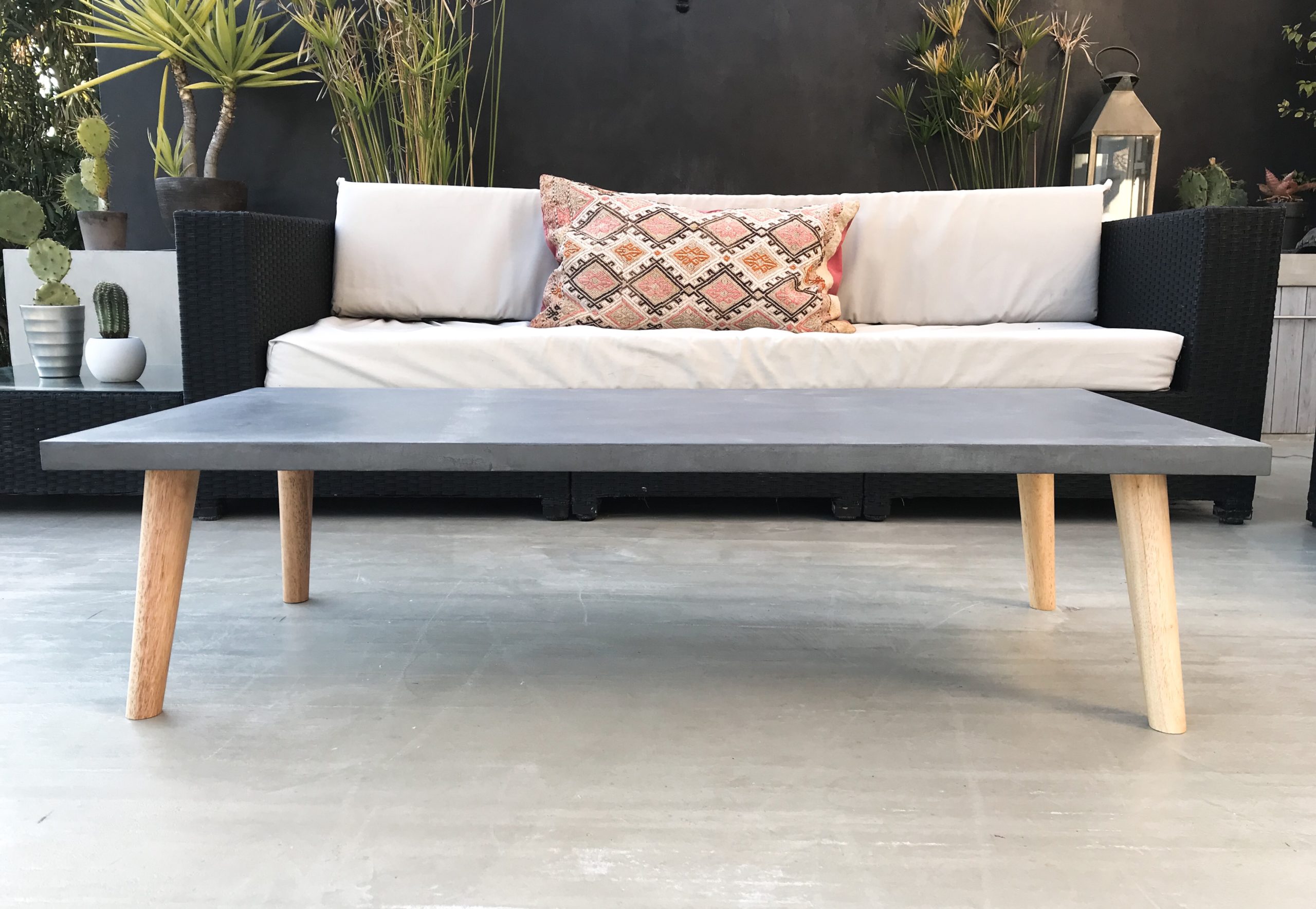 table basse beton cire pieds scandinave