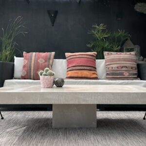 Table basse béton ciré sur mesure pied central
