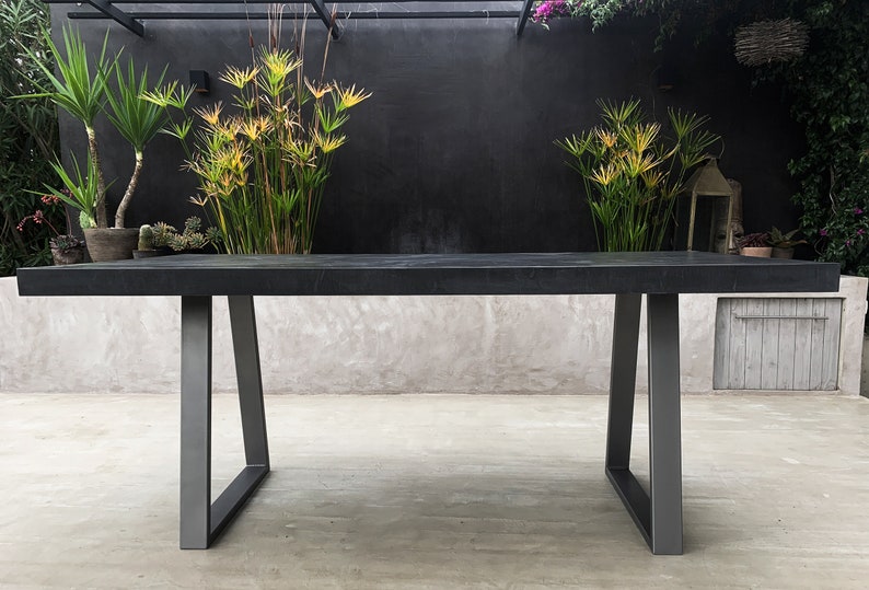 Table béton ciré ultra léger - Pieds métal au choix – Image 2